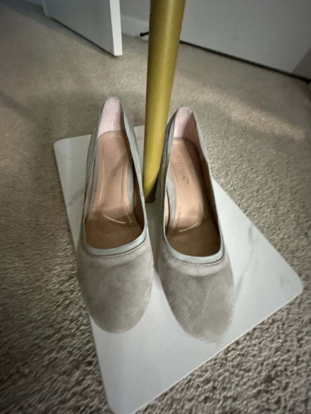 Vionic Natalie Block Heel Pumps Grey Suede Size 8.5